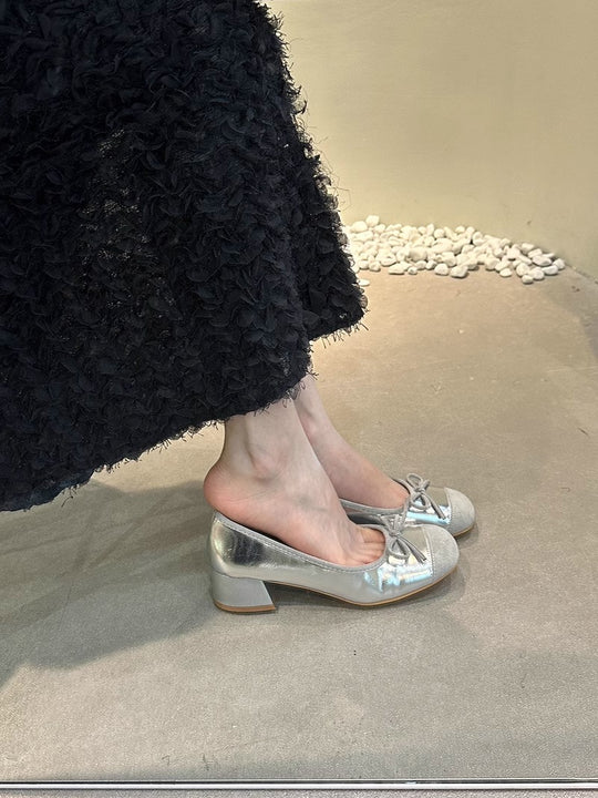 Damen Ballerinas mit glänzender Oberfläche und niedlichem Schleifen-Detail EB