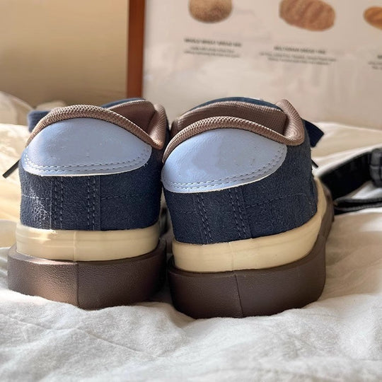 Damen Bequeme Sneaker mit weichem Leder und gepolsterter Innensohle EB