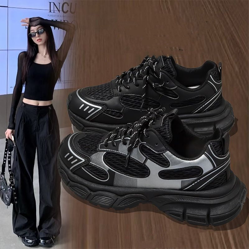 Damen Sportliche Sneakers mit atmungsaktivem Obermaterial und robustem Profil EB