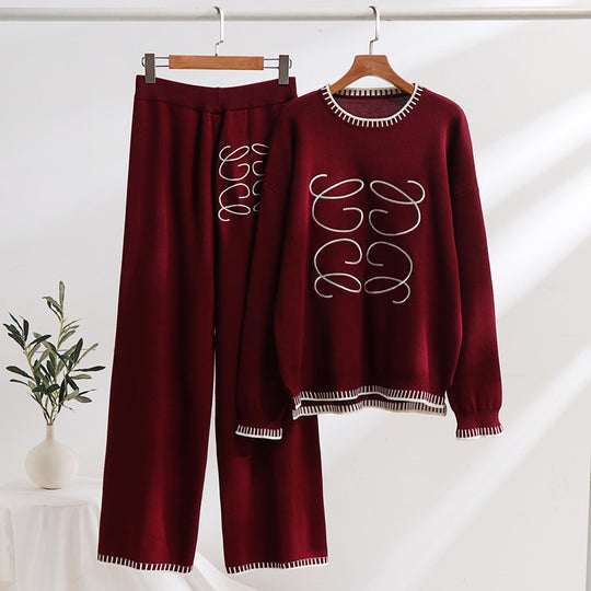 Damen gemütliches Sweatset mit grafischem Design und eleganten Kontrastdetails EB