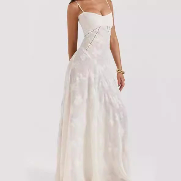 Damen elegantes Abendkleid mit feinen Spitzenverzierungen und Spaghettiträgern EB