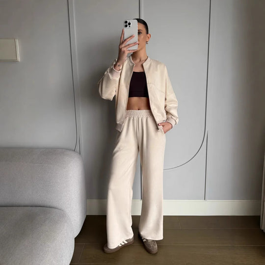 Damen nan zweiteiliges Velours-Loungewear-Set mit kurzem Zip-Hoodie und weiter Highwaist-Hose EB