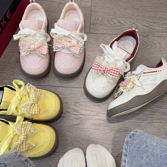 Damen Sneakers mit verspieltem Schleifen-Design und atmungsaktiven Netz-Einsätzen EB