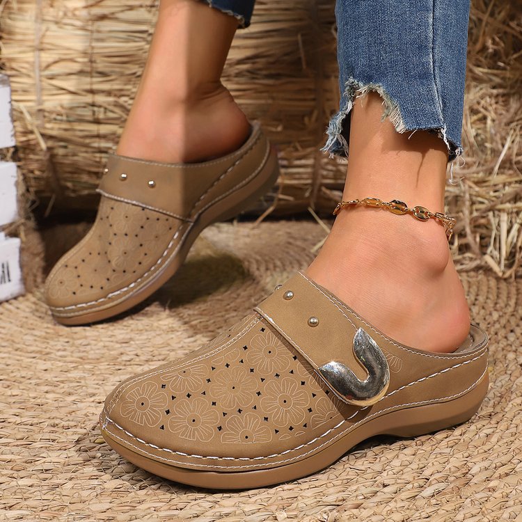 Damen Komfortable und stilvolle Clogs mit floralem Design EB