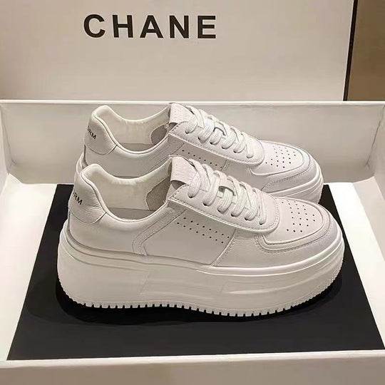 Damen Chunky Sneakers mit dämpfender Plattform und atmungsaktiver Oberflächenstruktur EB