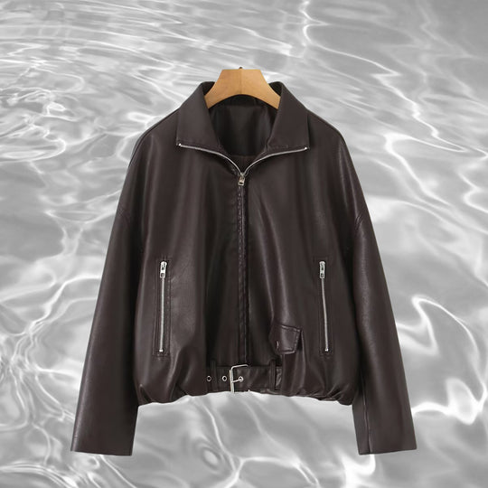 Damen Kunstlederjacke mit taillierbarem Gürtel und seitlichen Reißverschlusstaschen EB
