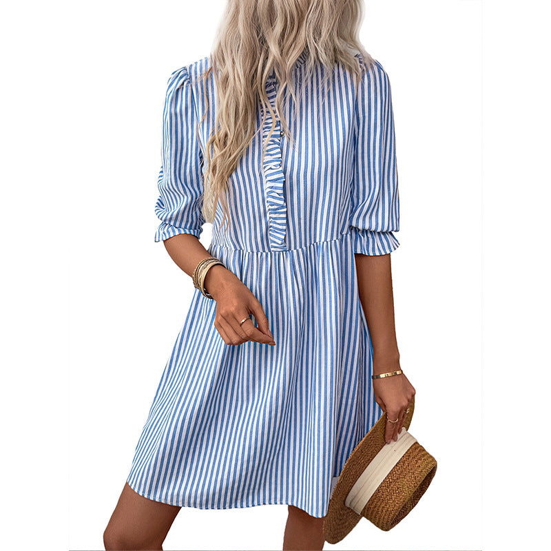Damen Gestreiftes Leinen-Kurzkleid mit Rüschendetail EB