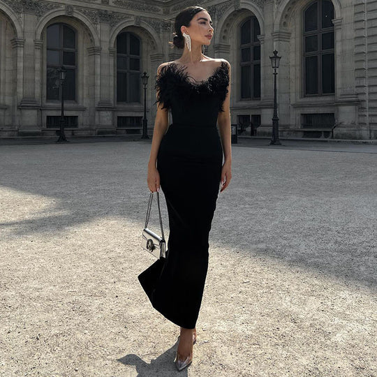 Damen Hochwertiges Sommerkleid mit feinem Spitzenbesatz EB