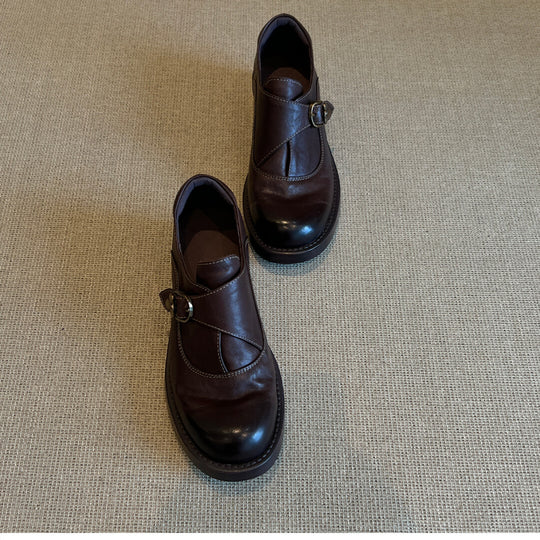Damen schwarze Ankle Boots mit modischem Schnallenakzent und eleganter Absatzhöhe EB