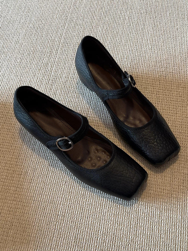Damen Ballerinas mit einzigartigem Quadratzehen-Design und verstellbarem Riemen EB