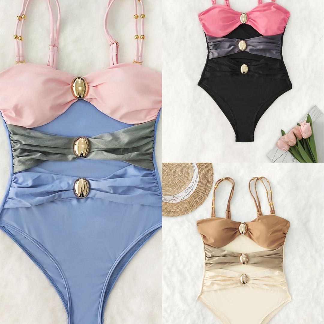 Damen Einteiler-Badeanzug mit raffinierten Cut-Outs und dekorativen Metallakzenten EB