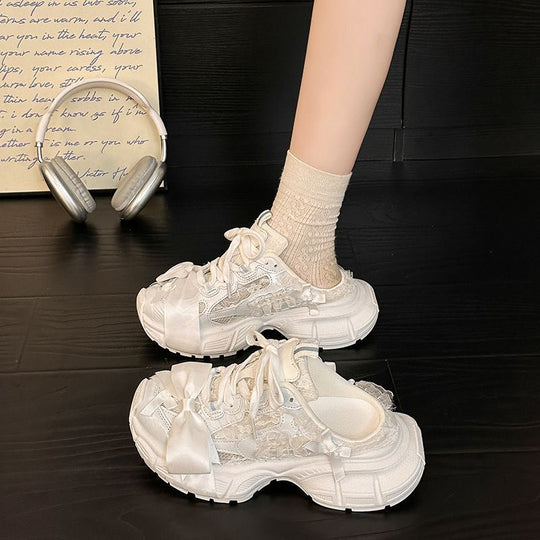 Damen Chunky‑Sneaker mit floraler Spitze und Satin‑Schleife EB