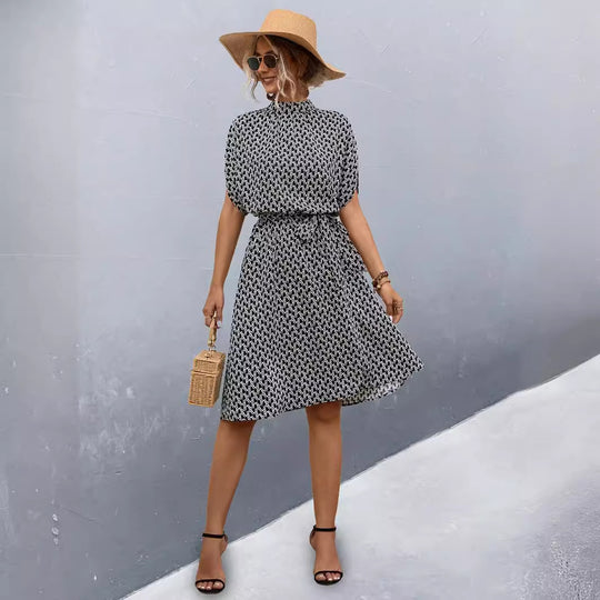 Damen Midikleid mit Gummizug und hochgeschlossenem Kragen EB
