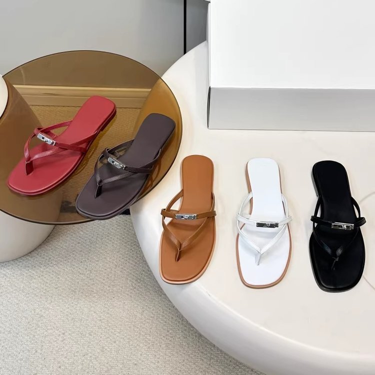 Damen Zehentrenner-Sandalen mit eleganten Riemchen und komfortablem Fußbett EB