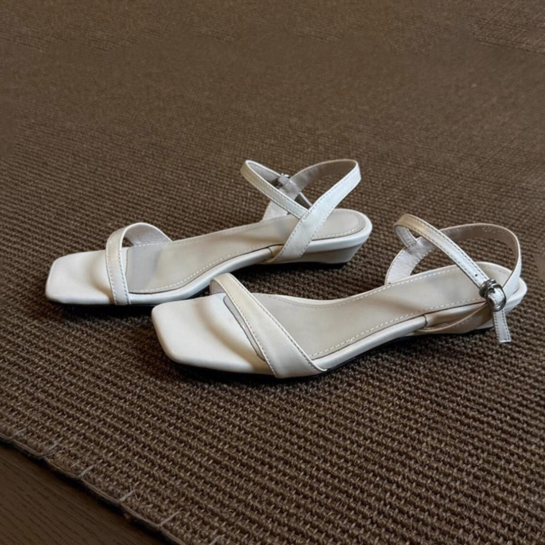 Damen elegante Sandalen mit modischem Riemchendesign und weichem Fußbett EB
