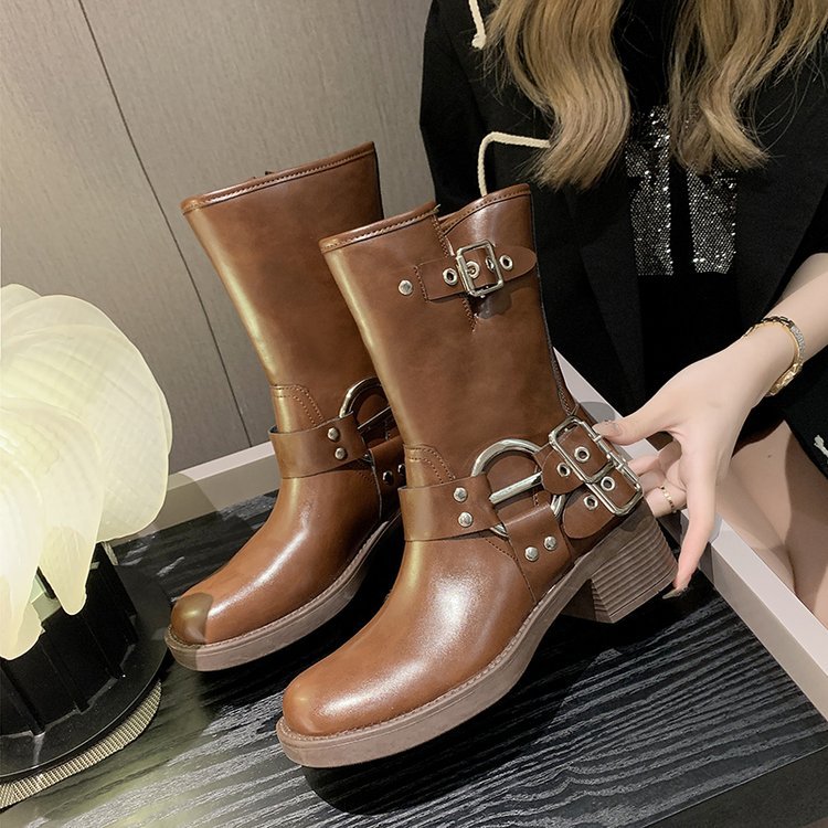 Damen Boots mit modischem Schnallen-Detail und robustem Blockabsatz EB