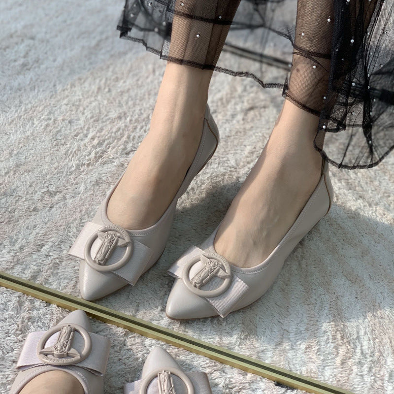 Damen Elegante spitz zulaufende Ballerinas mit modischem Schleifen-Detail EB 1779181375