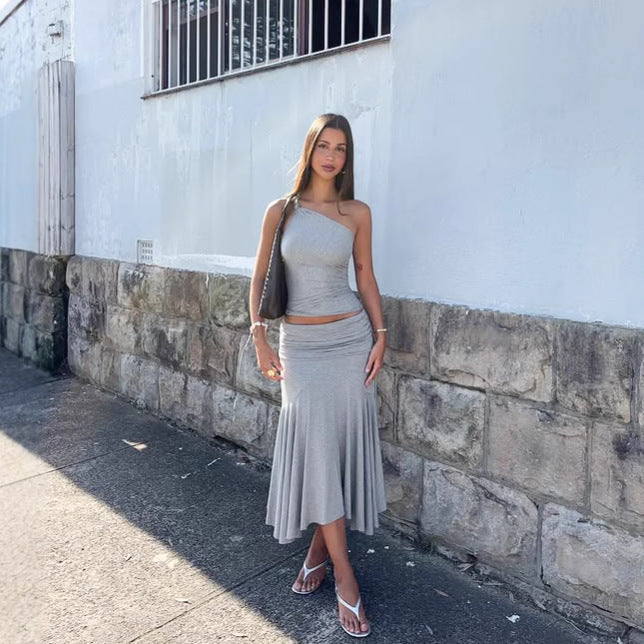Damen Elegantes One-Shoulder Kleid mit fließendem Saum und Raffung EB