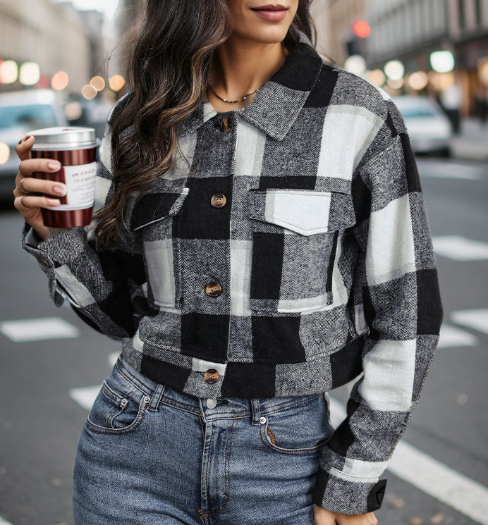 Damen Karierte Baumwolljacke mit modischem Schnitt und Taschen EB
