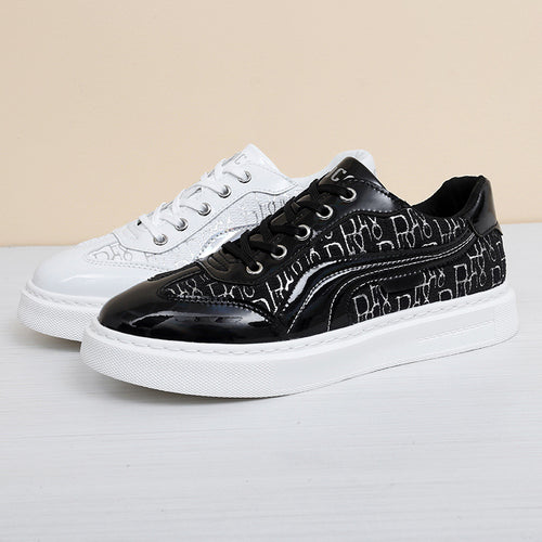 Damen Modische Sneaker mit Glanzoberfläche und grafischem Design EB