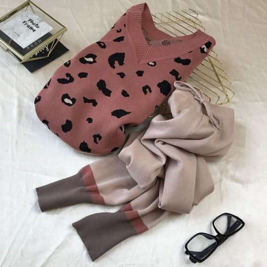 Damen trendiges Strickset mit grafischen Details EB
