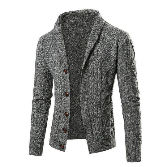 Herren Strickjacke mit modernem Zopfmuster und praktischen Taschen EB