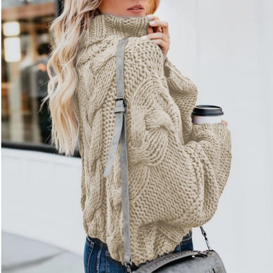 Damen Grobstrickpullover mit hohem Kragen und Zopfmuster EB