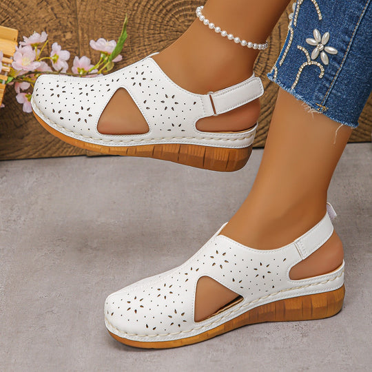 Damen Komfortable Sommer-Sandalen mit atmungsaktiver Oberflächenstruktur und rutschfester Sohle EB