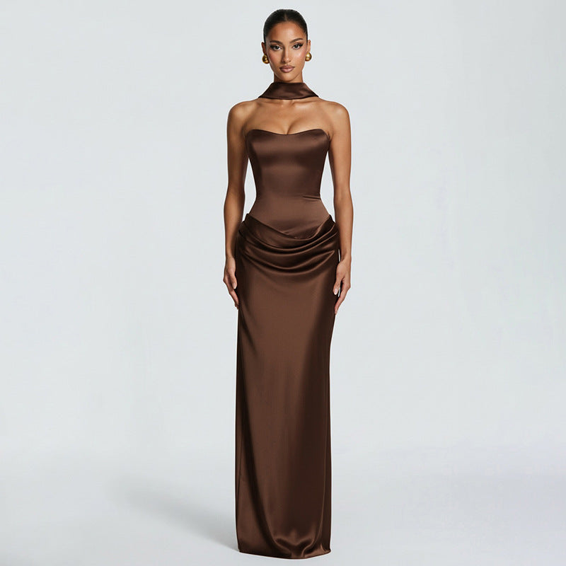 Damen Elegantes Abendkleid mit hohen Kragen und fließendem Schnitt EB
