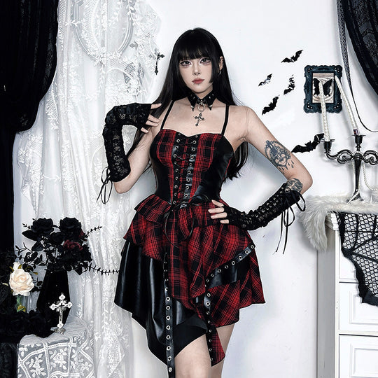 Damen Minikleid mit Schößchen und Kunstleder-Details EB