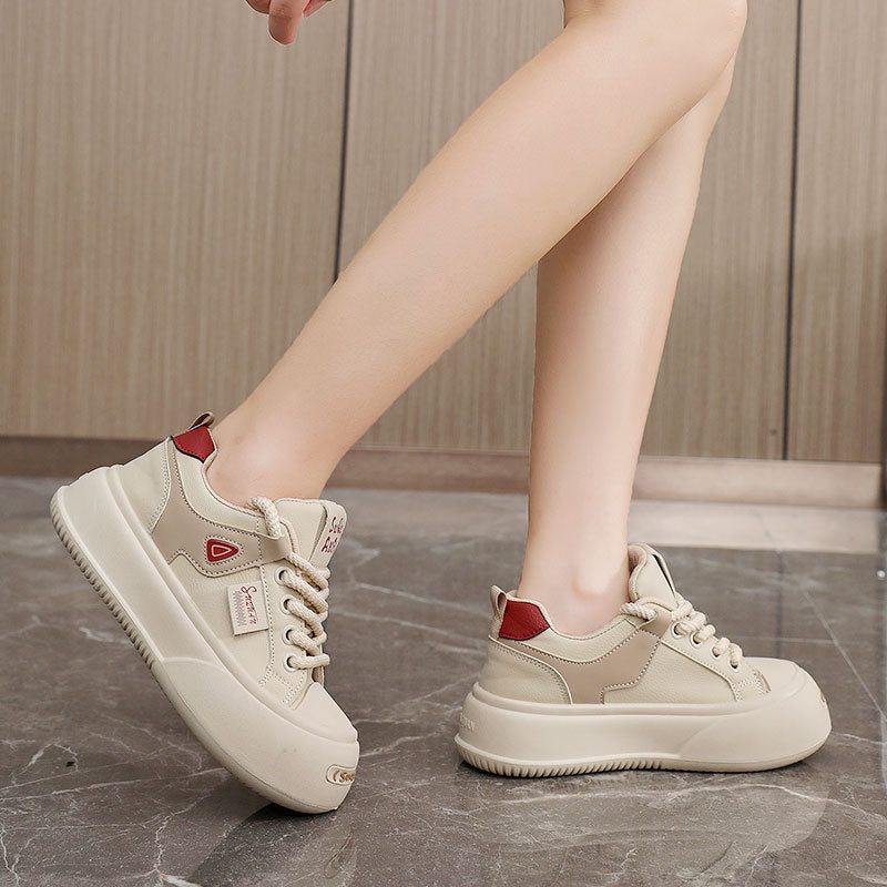 Damen Sneakers mit modischem Design und erhöhter Plateau-Sohle EB