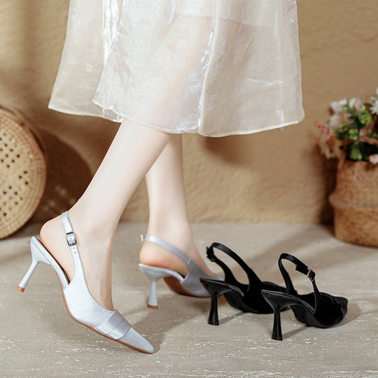 Damen Slingback-Pumps mit elegantem, spitz zulaufendem Design und modischem Riemen EB