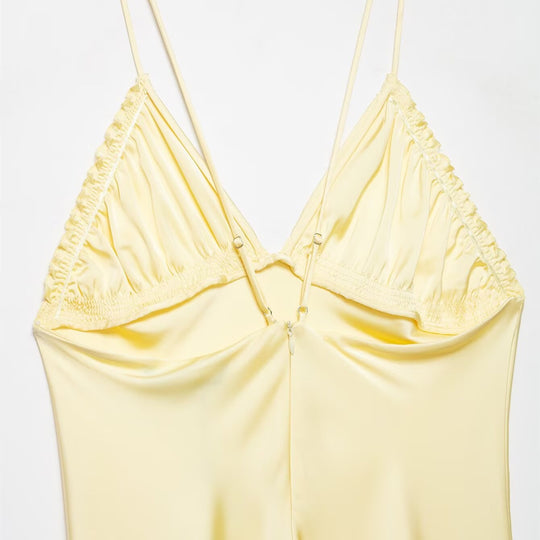 Damen Slipdress mit verführerischem V-Ausschnitt und feinen Rüschendetails EB