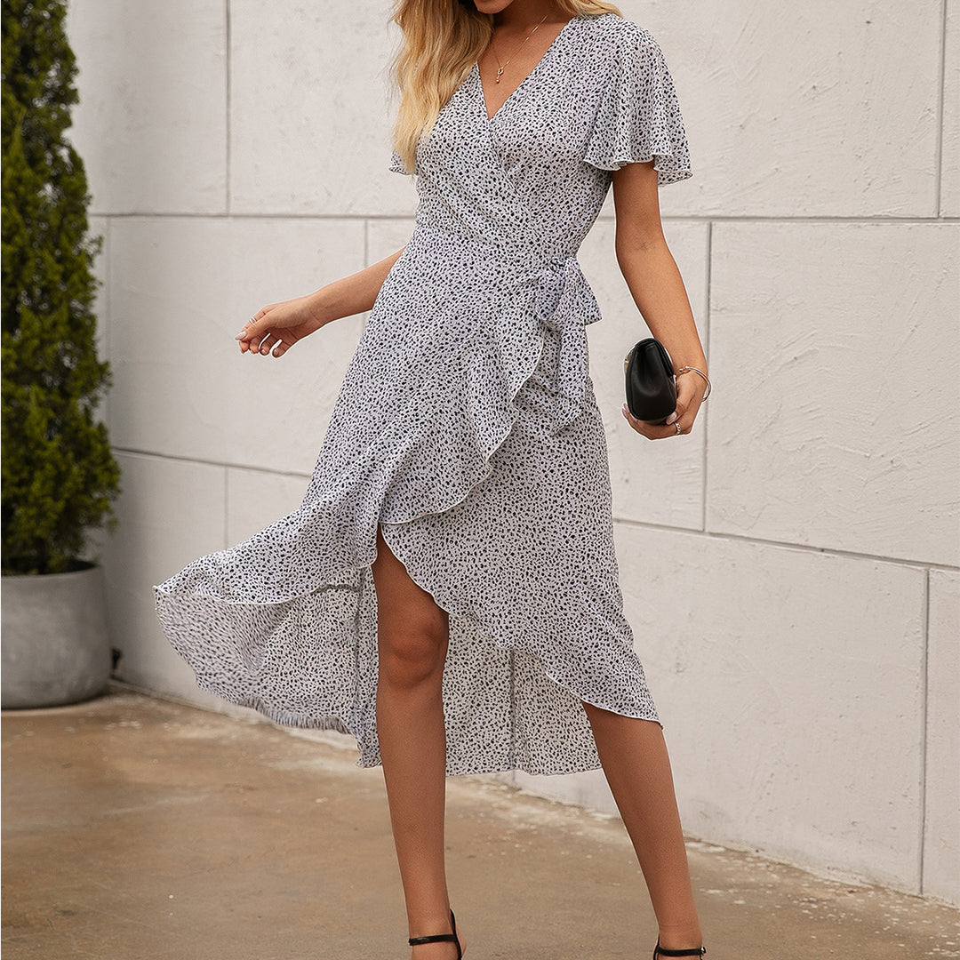 Damen Wickelkleid mit Rüschendetails und eleganter Silhouette EB