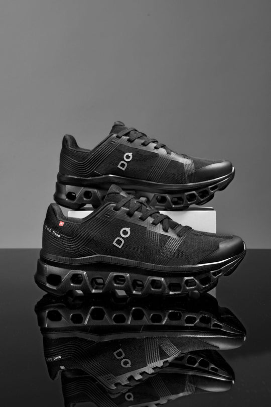 Unisex leichte Straßenlauf-Sneaker mit hochdynamischer Rebound-Zwischensohle und atmungsaktivem Strickoberteil EB