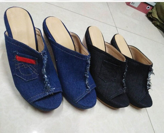 Damen Wedge-Sandalen mit modischem Denim-Design und offener Zehenpartie EB