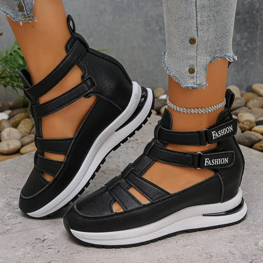 Damen Sportliche Bungee-Sneaker mit atmungsaktiven Einsätzen und rutschfester Sohle EB