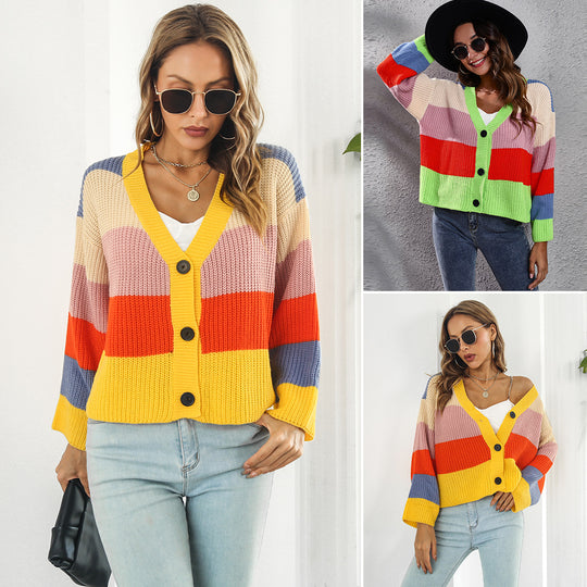 Damen Grobstrickjacke mit knopfdetails und modischem Farbspiel EB