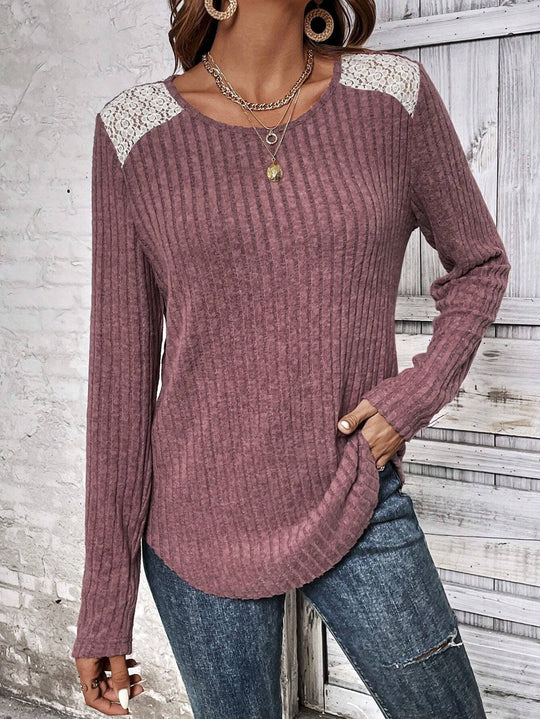 Damen Langarmshirt mit feiner Struktur und Spitzenakzenten EB