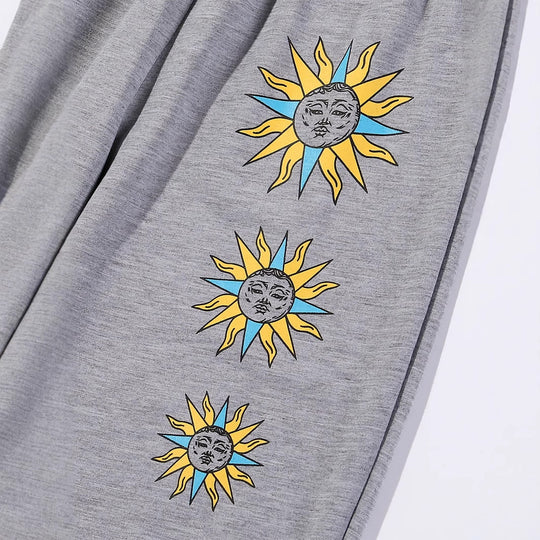 Damen Freizeithose mit buntem Grafikdesign EB