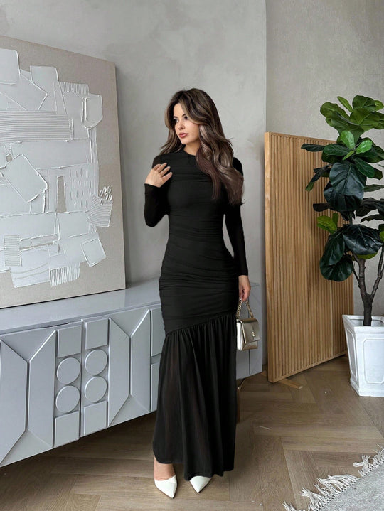 Damen enganliegendes Maxikleid mit langärmeligem Sculpting-Oberteil, taillierter Raffung und transparentem Stufenrock Eichborn Berlin