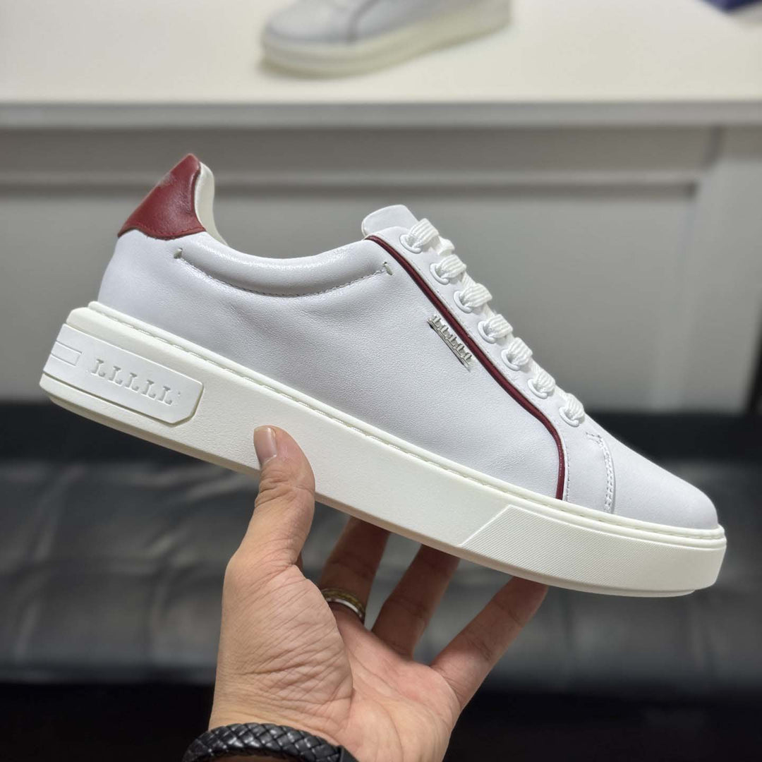 Damen Lifestyle Sneakers mit modischem Detail und gepolsterter Sohle EB