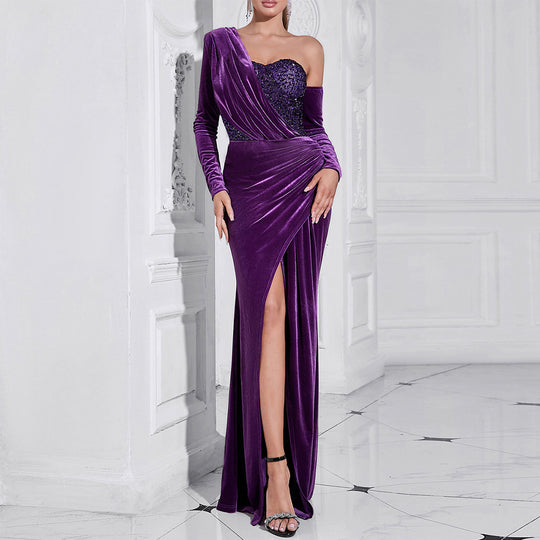 Damen Samt Abendkleid mit asymmetrischem Ausschnitt und eleganter Drapierung EB