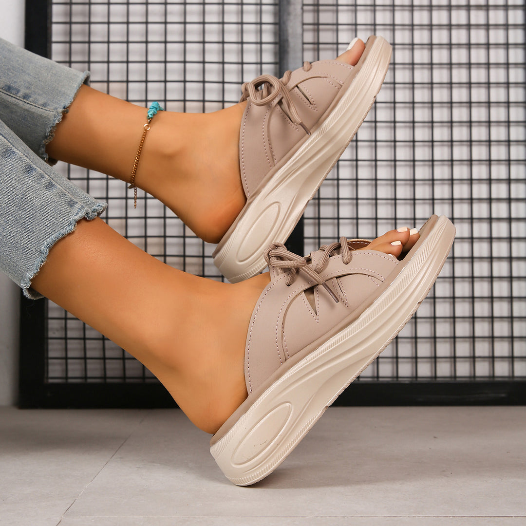 Damen Clogs mit angesagtem Schnürdesign und komfortabler Plateau-Sohle EB
