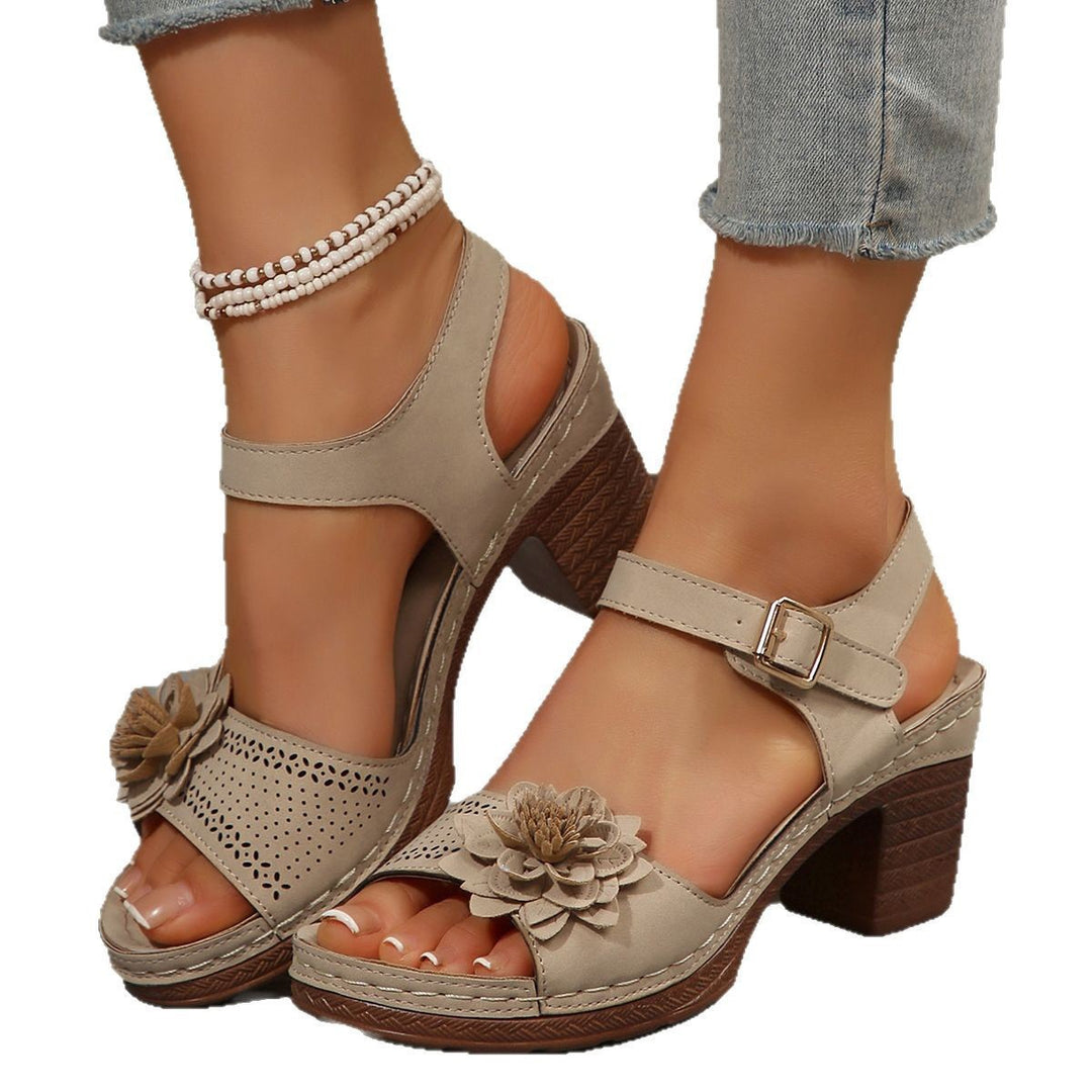 Damen Plateau-Sandalen mit floralen Akzenten und rutschfester Sohle EB