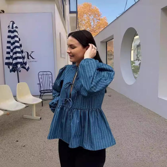 Damen Lässige Bluse mit voluminösen Ärmeln und Figurnähten EB