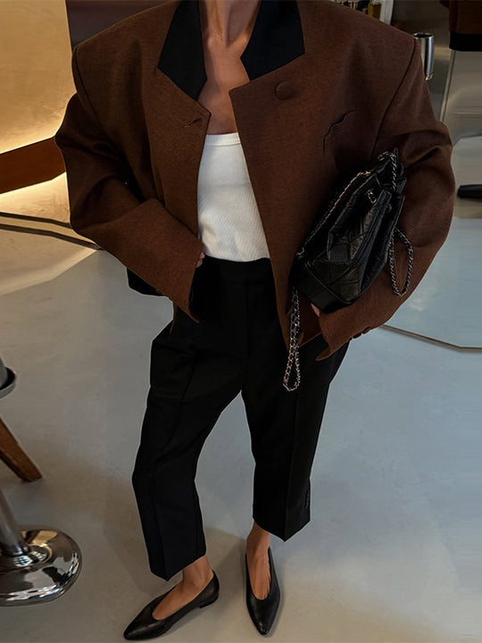 Damen Modische Kurzjacke mit strukturiertem Schnitt und hohen Kragen EB
