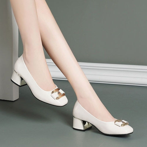 Damen Elegante Pumps mit schickem Akzent und komfortablem Blockabsatz EB