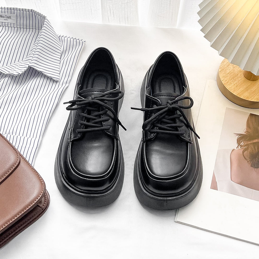 Damen Schnürschuhe mit modischem Plateau und edlem Obermaterial EB