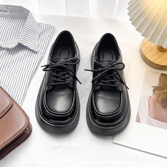 Damen Schnürschuhe mit modischem Plateau und edlem Obermaterial EB